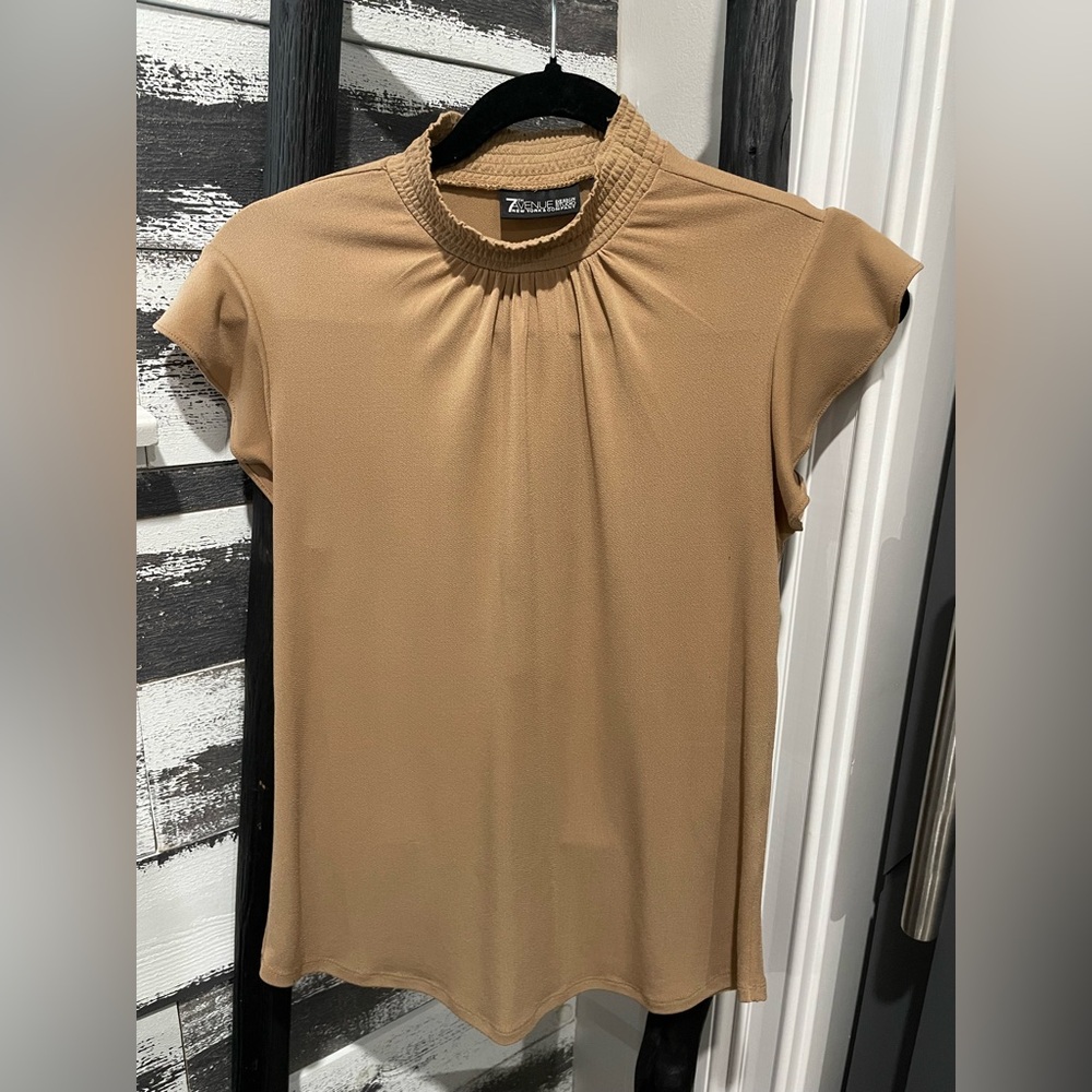 7th Avenue NY & Co Mock Pleated  Neck Ruffle Sleeve Top